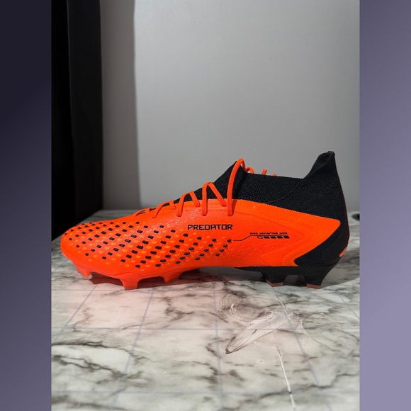 Adidas Predator Accuracy.1 FG Soccer Cleats Orange Black GW4625 Men’s Size 9 - Picture 3 of 10